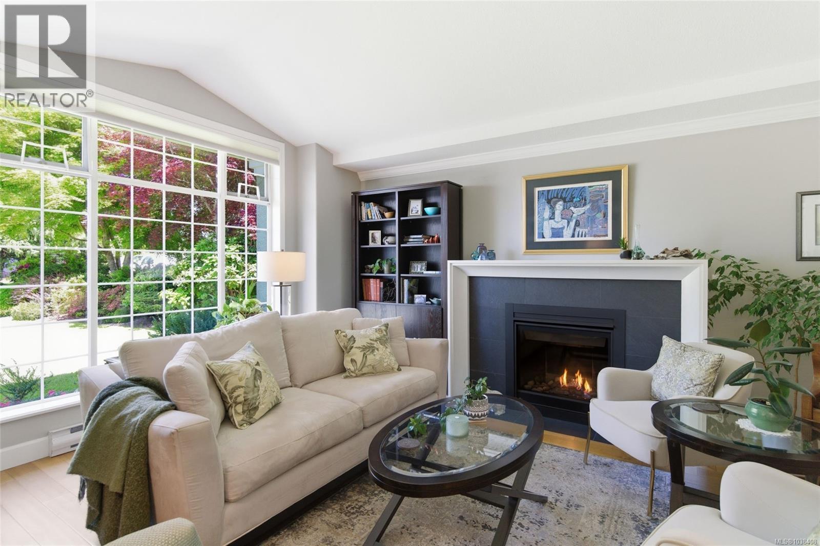 1000 Eaglecrest Dr - 24