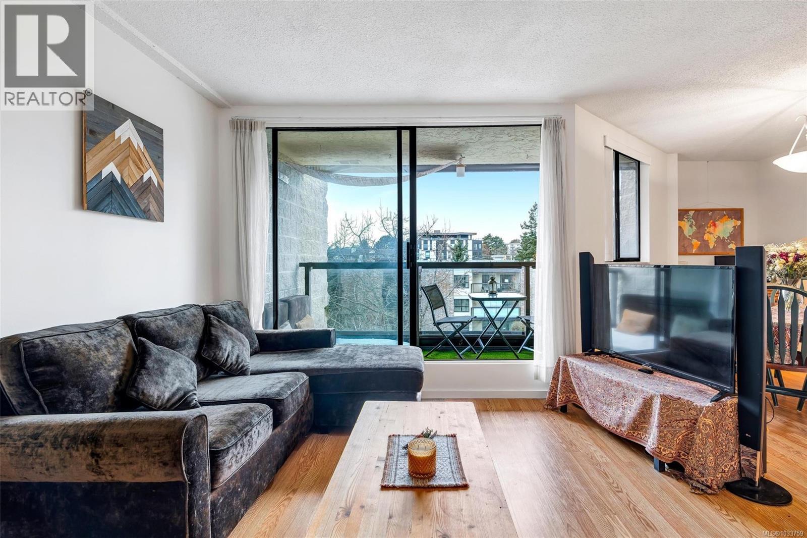 #512 1745 Leighton Rd - 4