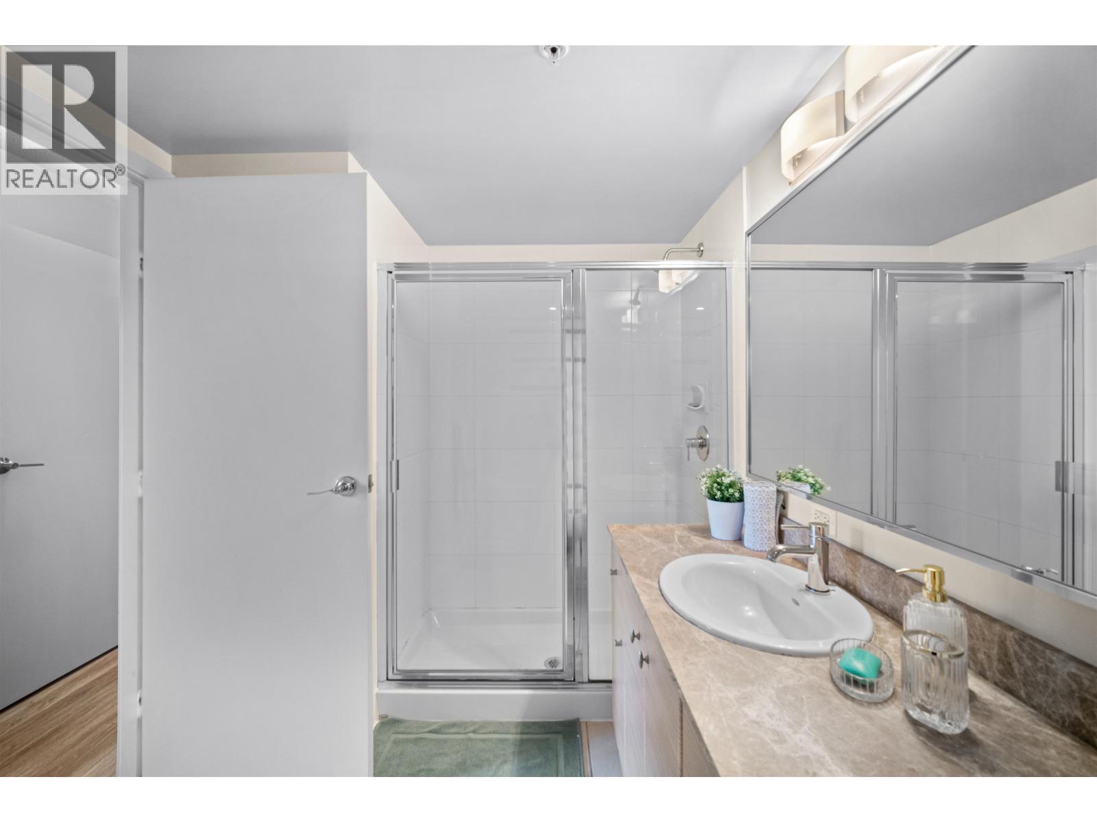 2 Bed, 2 Bath House for Sale in Vancouver – 3104 928 HOMER STREET, Vancouver – MLS# R3132293 - Image 17