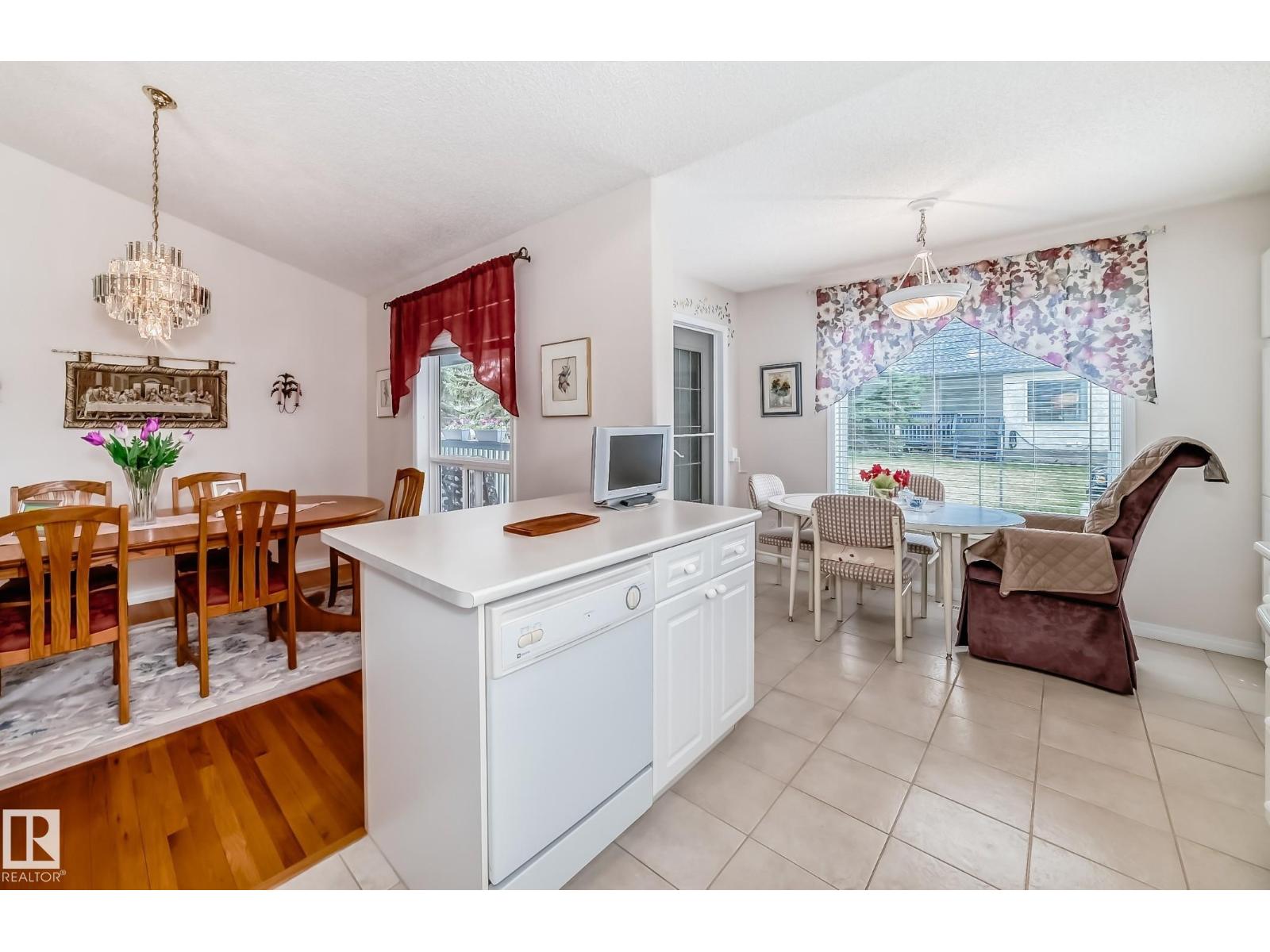 #49 9718 176 ST NW - 17