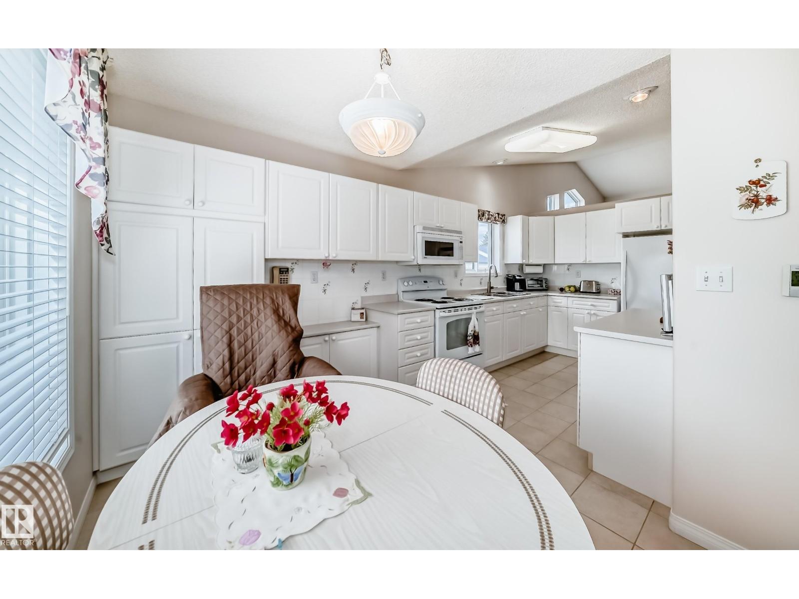 #49 9718 176 ST NW - 23