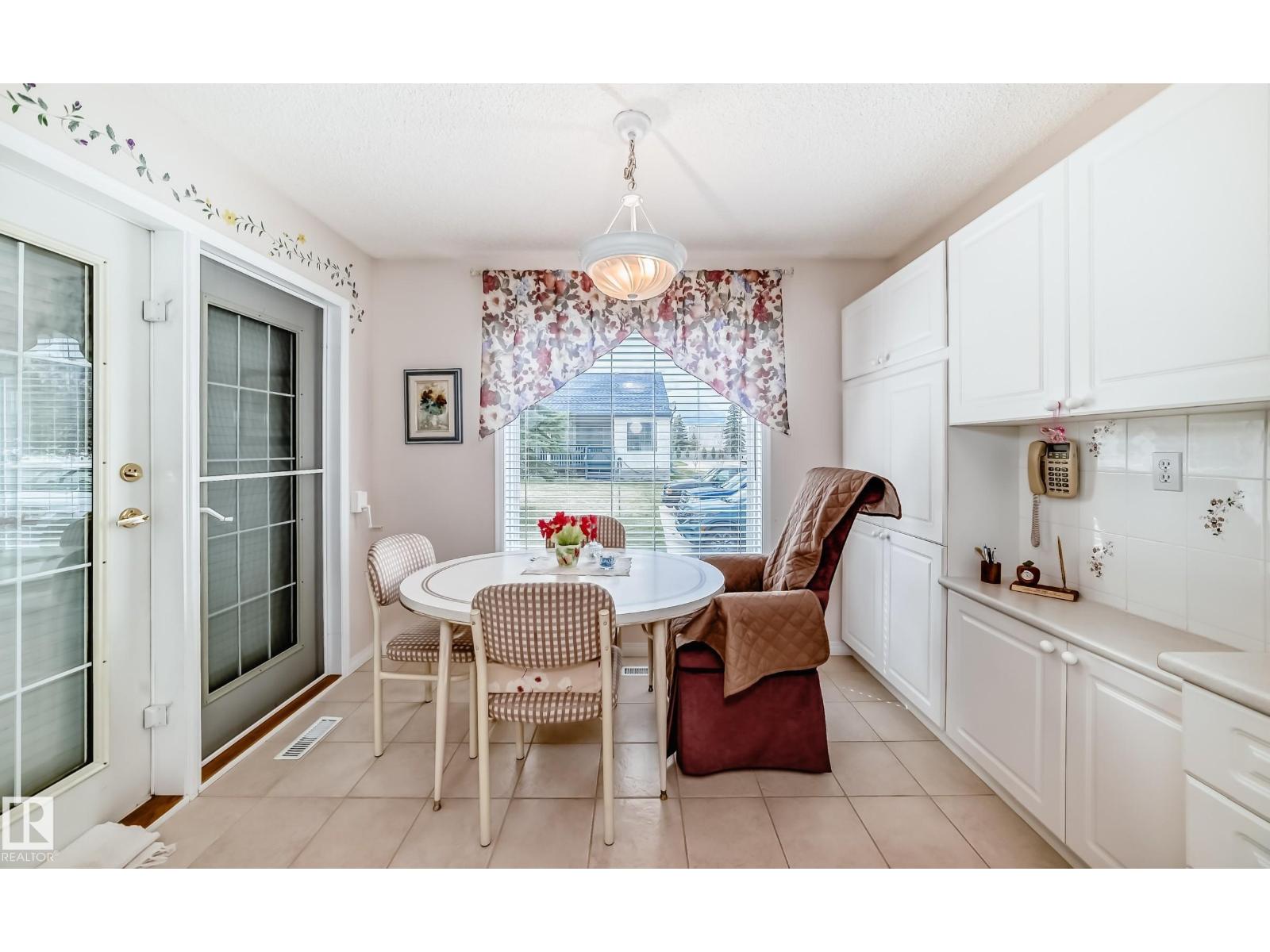 #49 9718 176 ST NW - 25