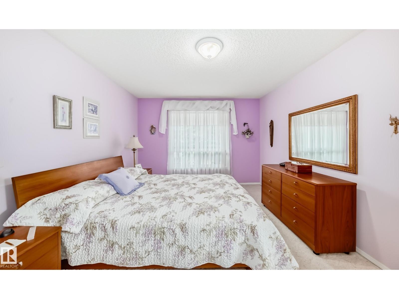 #49 9718 176 ST NW - 28
