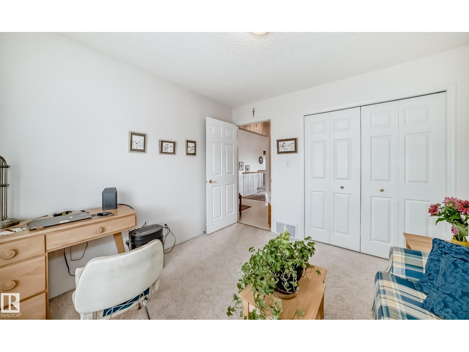 #49 9718 176 ST NW - 33