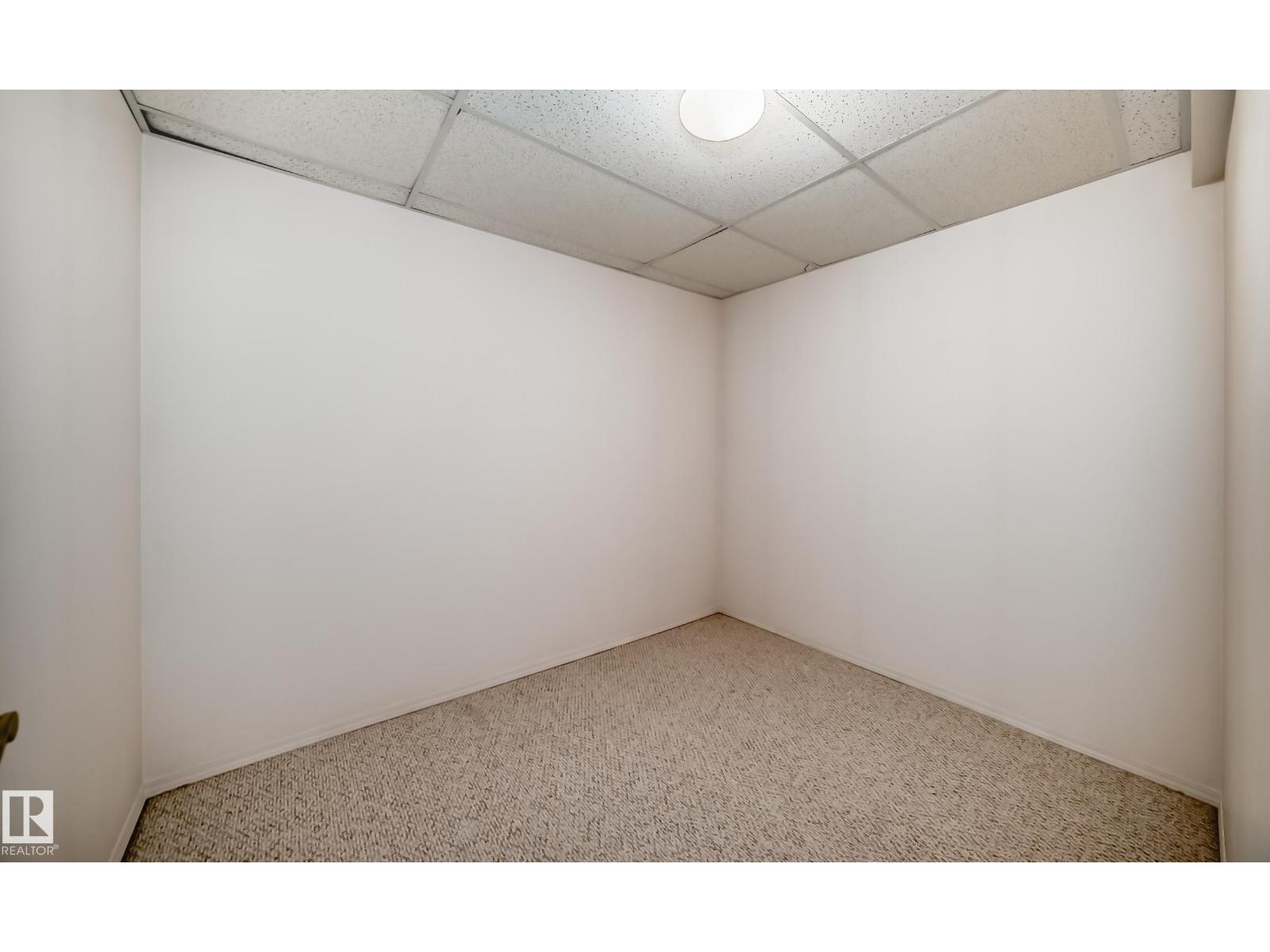 #49 9718 176 ST NW - 38