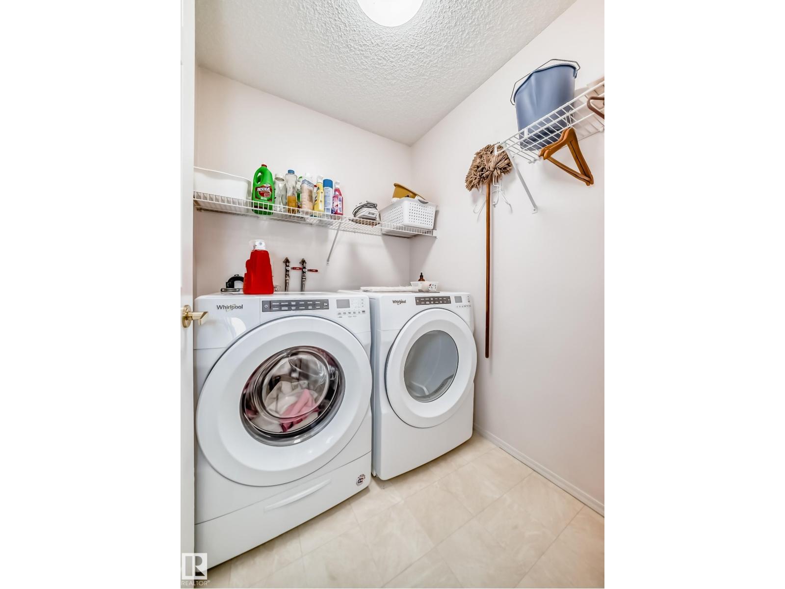 #49 9718 176 ST NW - 40