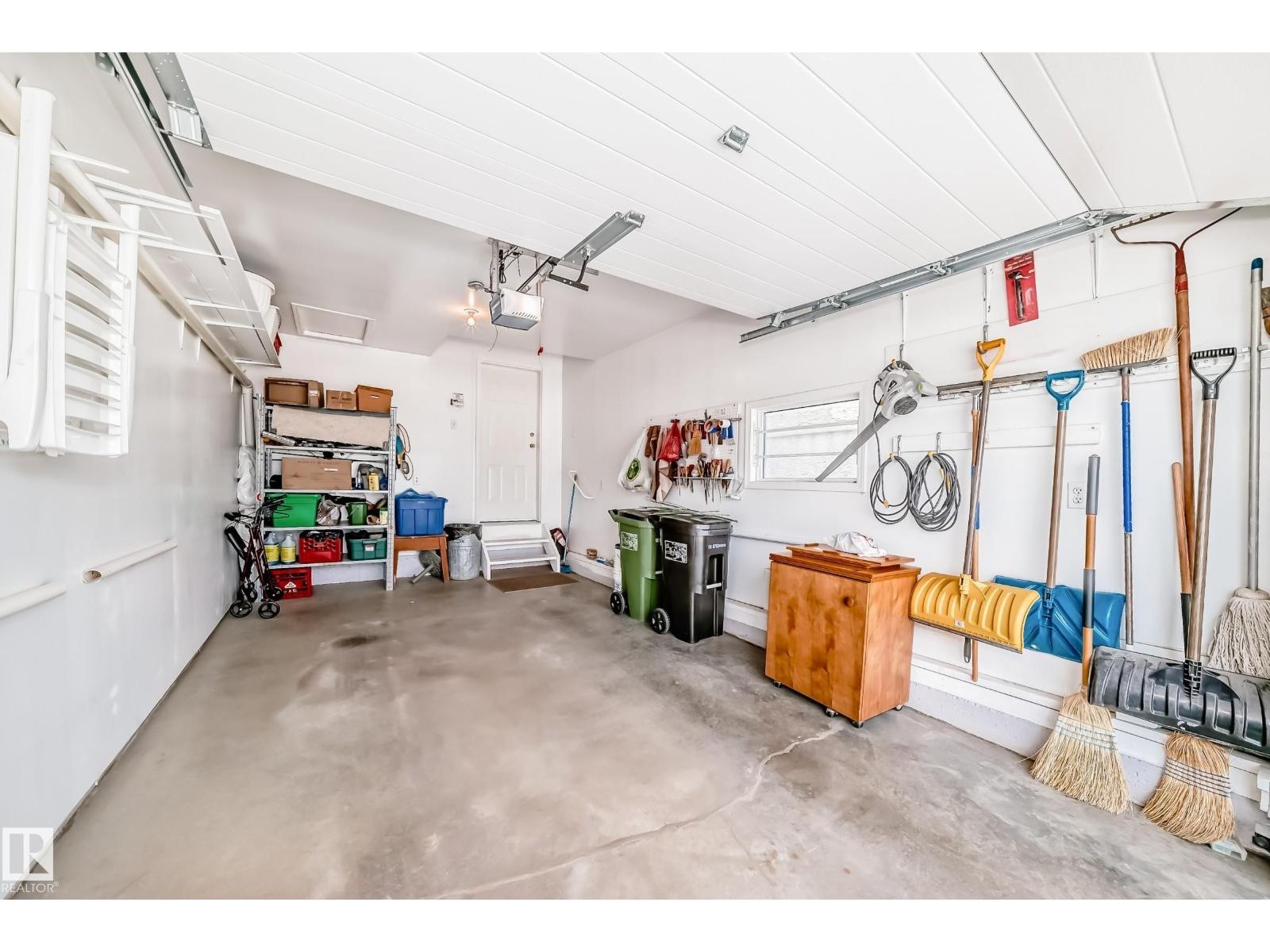 #49 9718 176 ST NW - 45