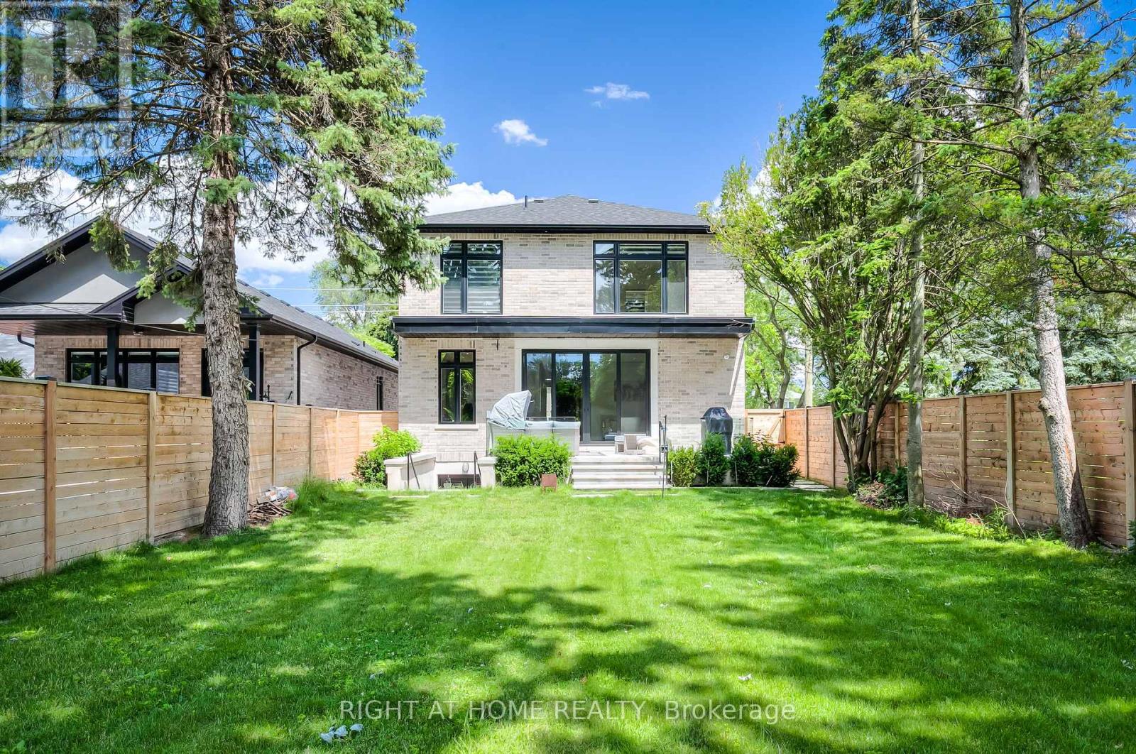 124 SHAVER AVENUE N - 40