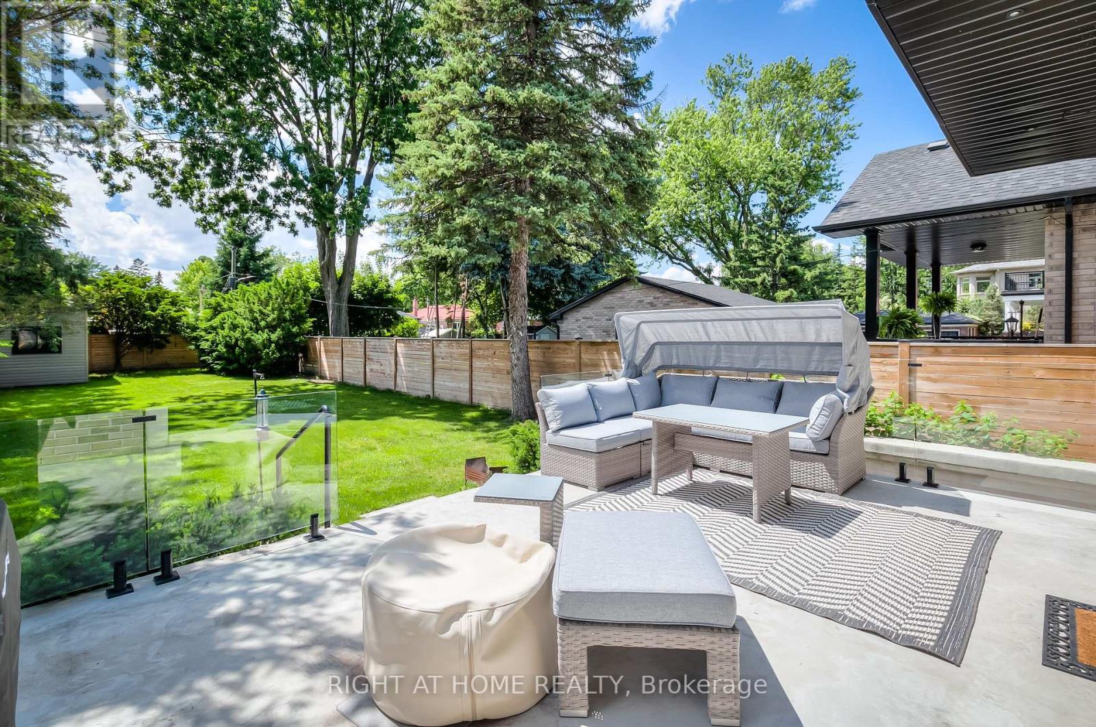 124 SHAVER AVENUE N - 42