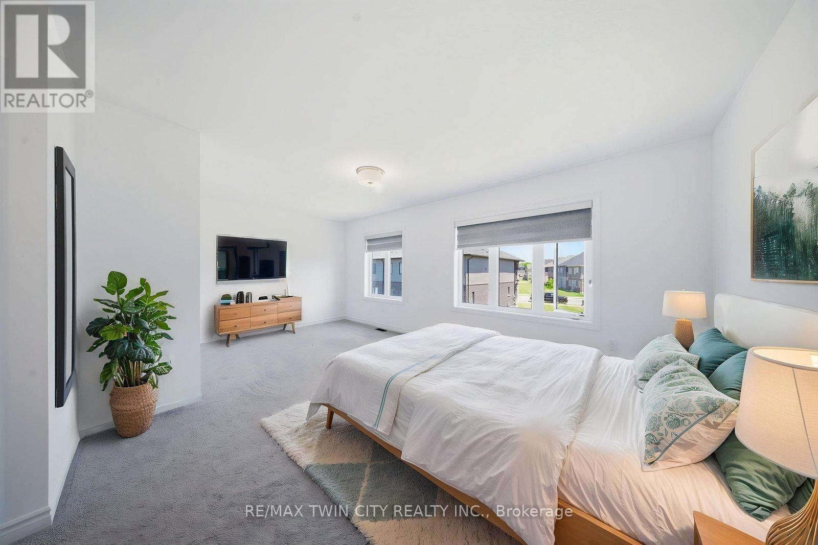 26 COPEMAN AVENUE - 23