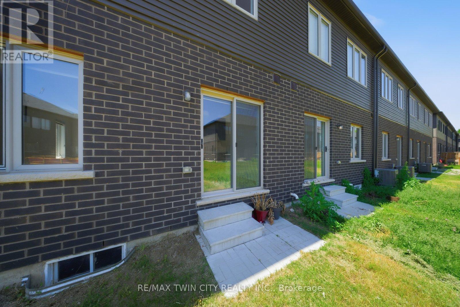 26 COPEMAN AVENUE - 36