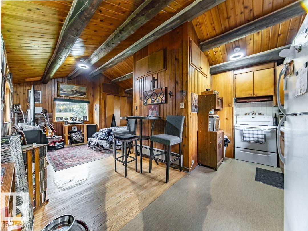 50409B Highway 16 - 39