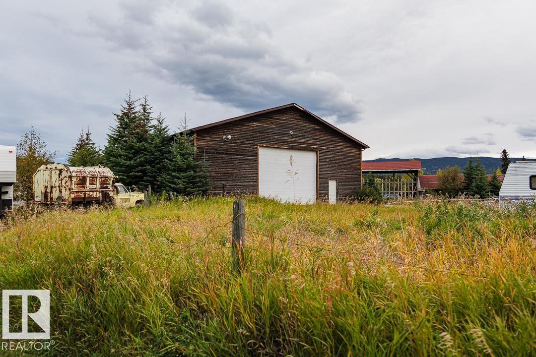 50409B Highway 16 - 52