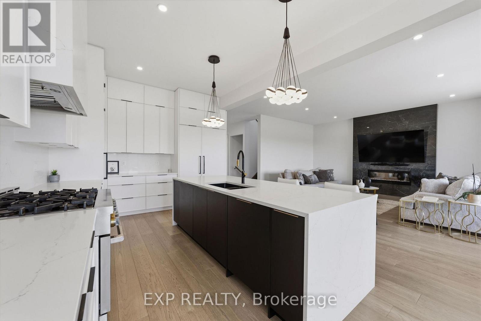 113 EDGEWATER BOULEVARD - Image 12