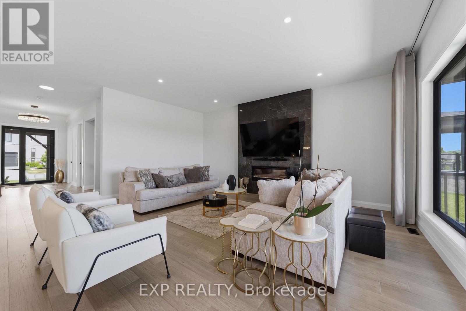 113 EDGEWATER BOULEVARD - Image 9