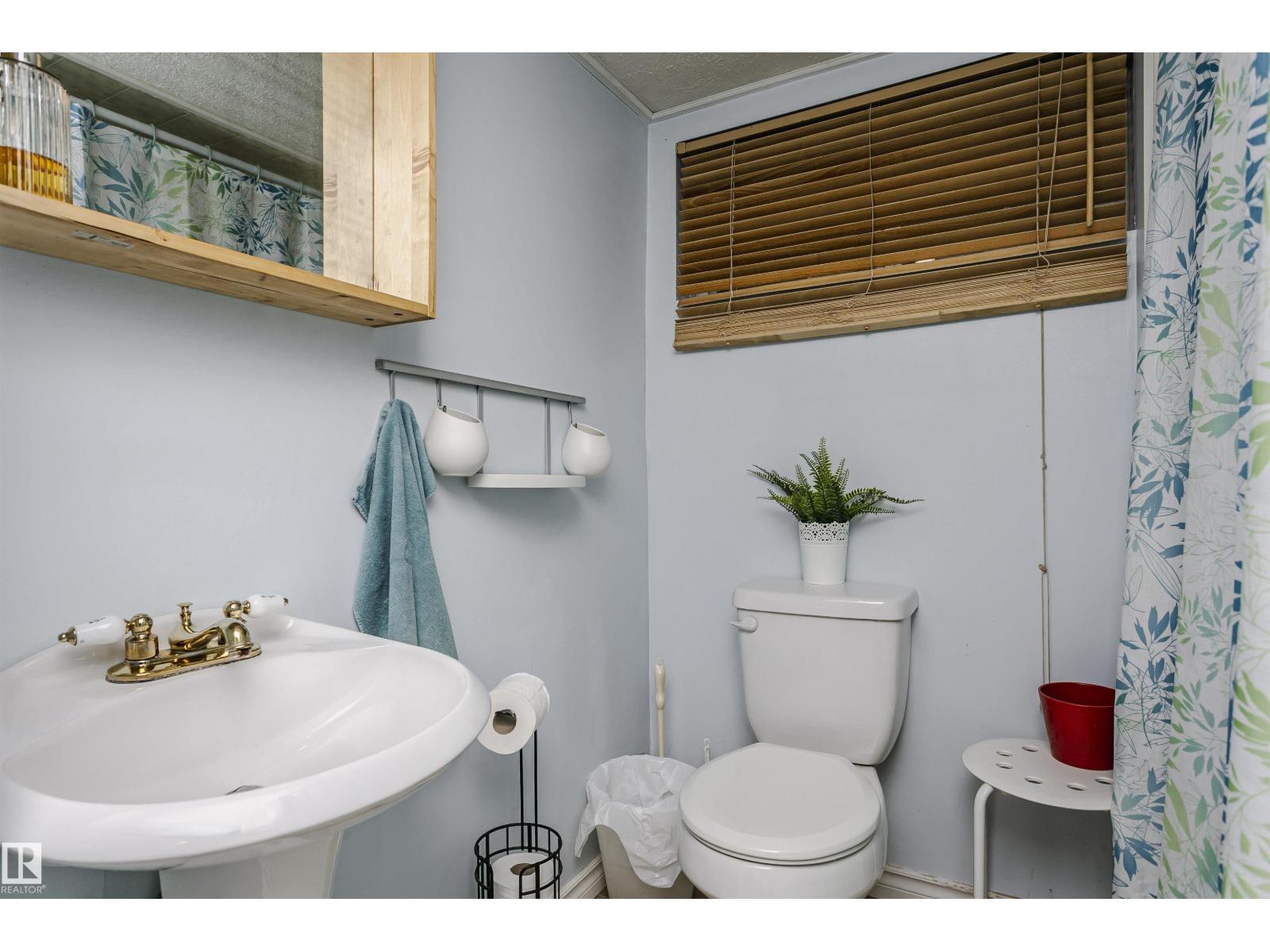11616 94 ST NW - 22