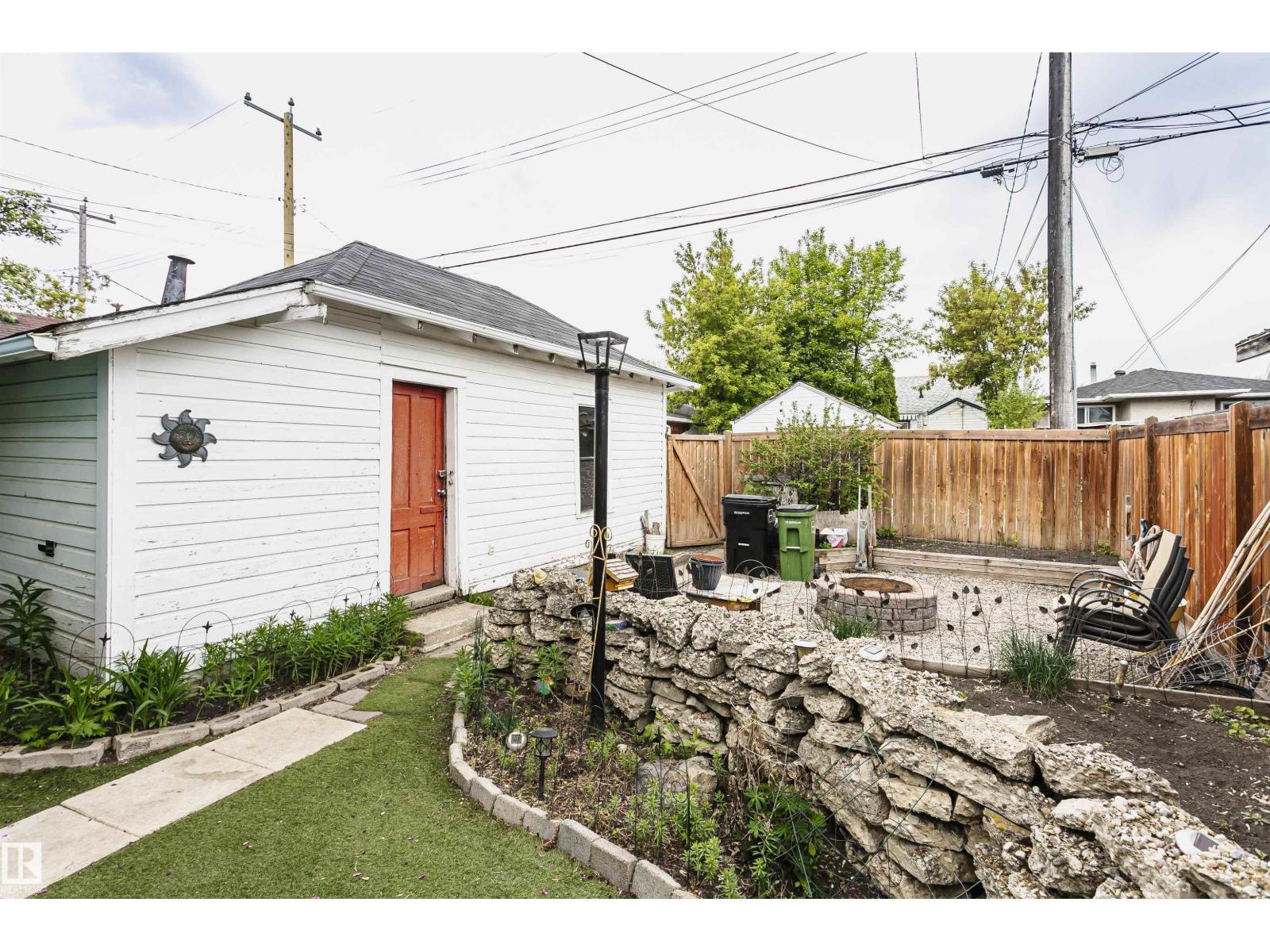 11616 94 ST NW - 26