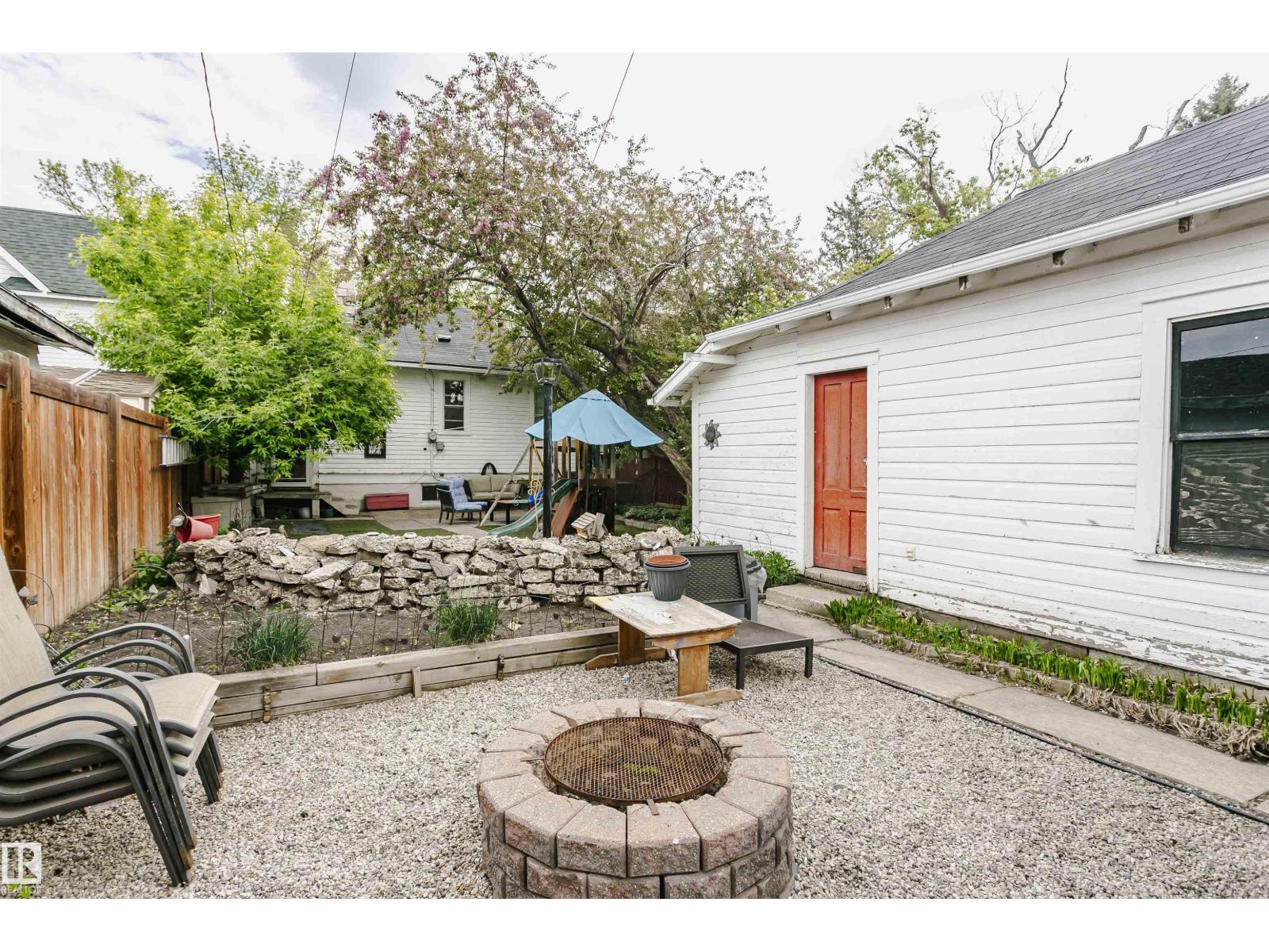 11616 94 ST NW - 27