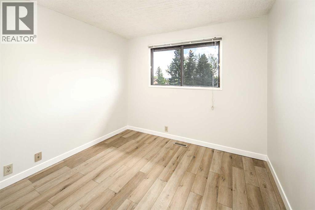 200 Edgedale Way NW - 26