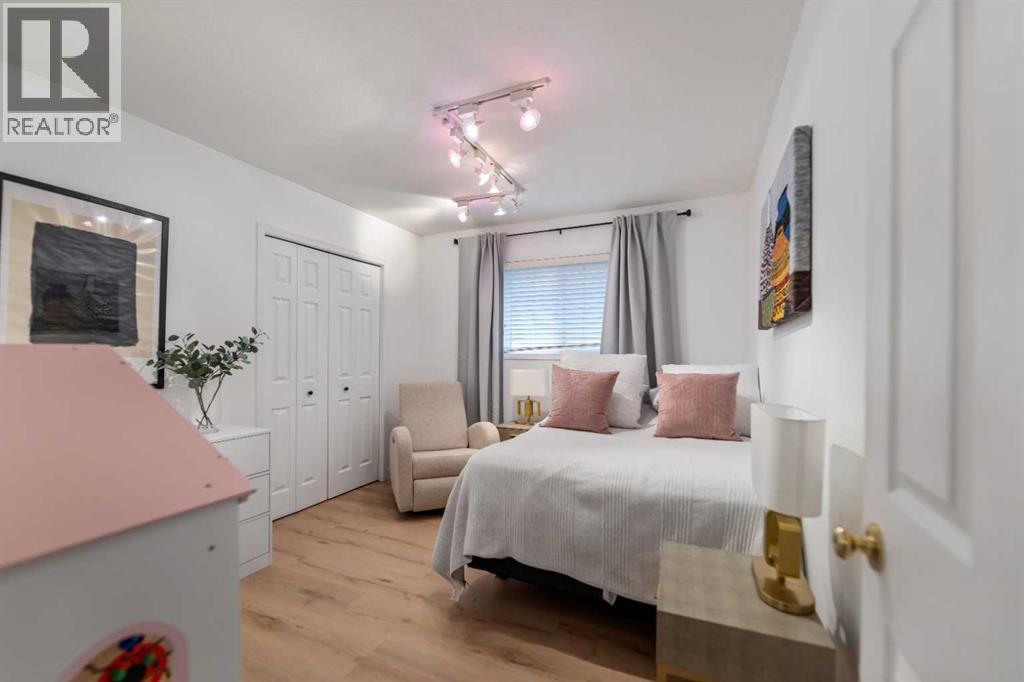 57 Sierra Morena Grove SW - 21