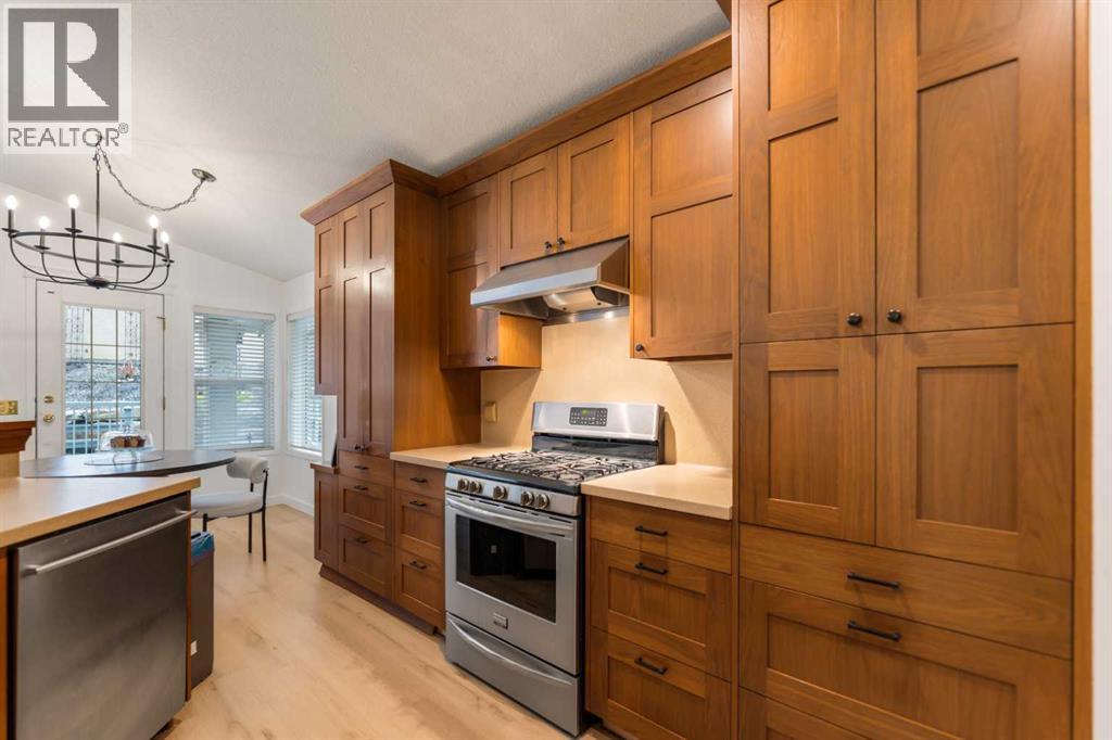57 Sierra Morena Grove SW - 8
