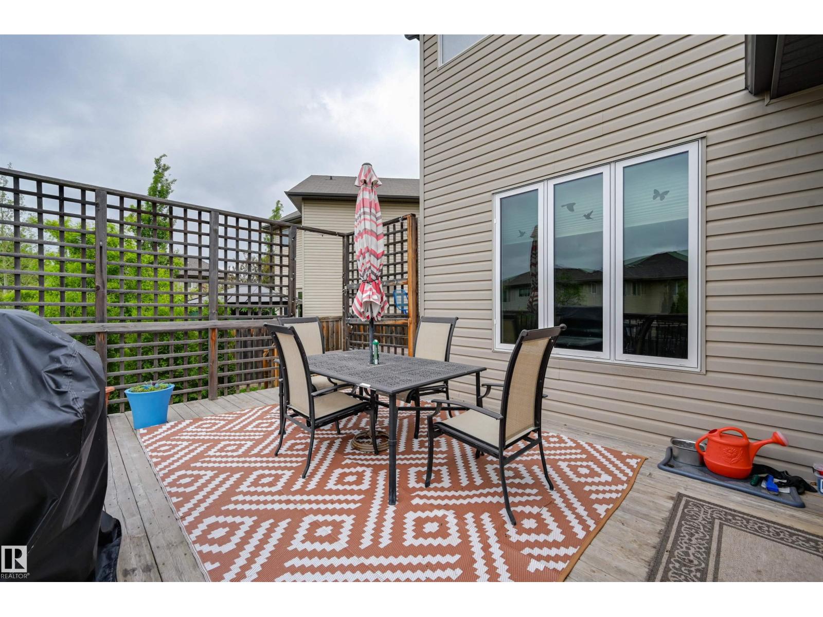 20645 93A AV NW - 24