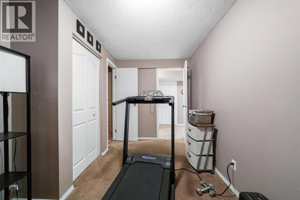 4311 66 Street — photo 31