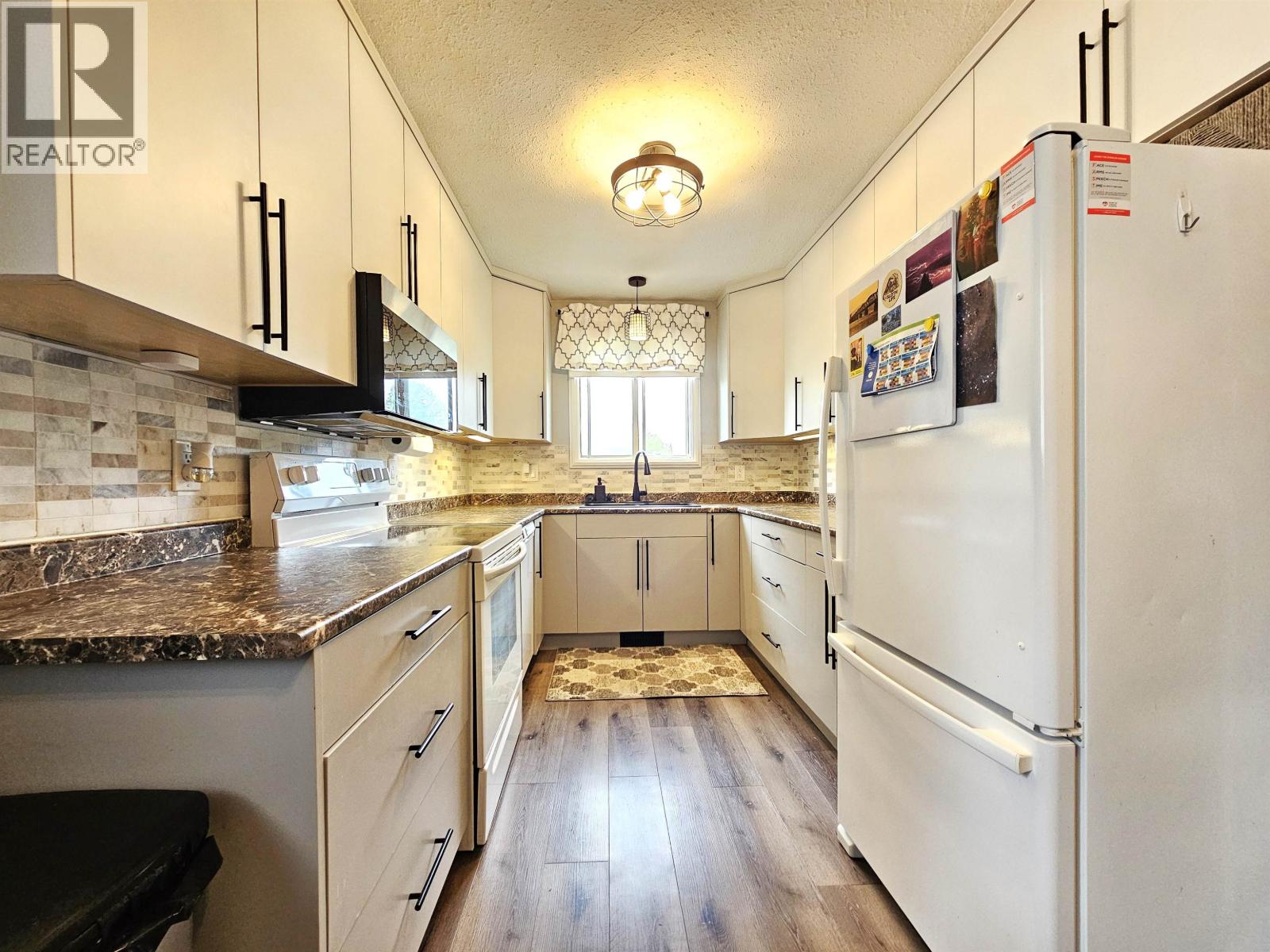 7788 NEWTON CRESCENT - 20