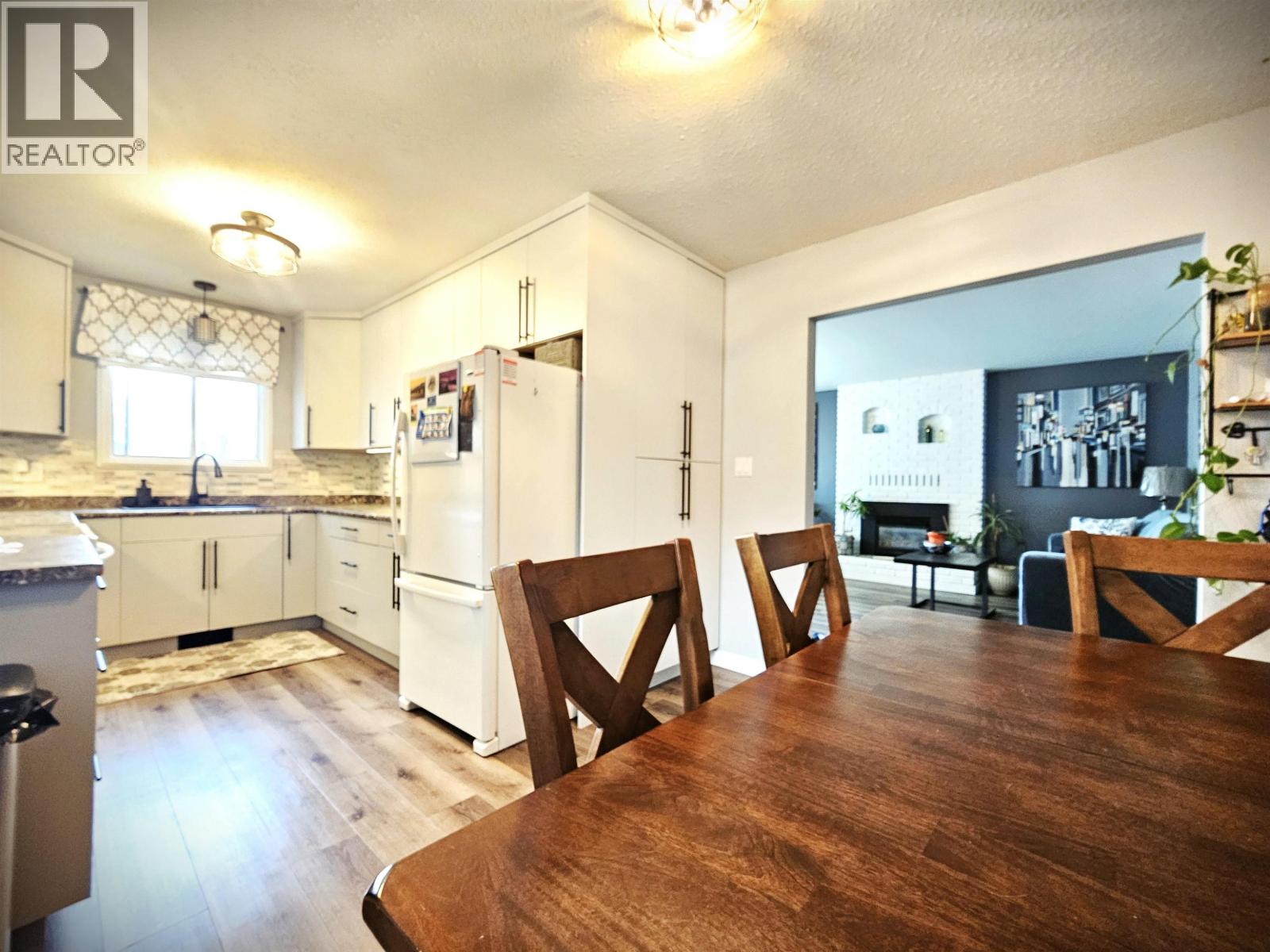 7788 NEWTON CRESCENT - 19