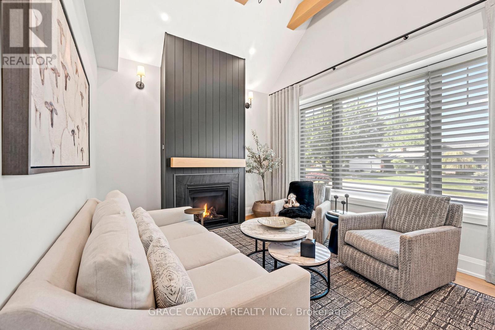 527 ONEIDA DRIVE - 6