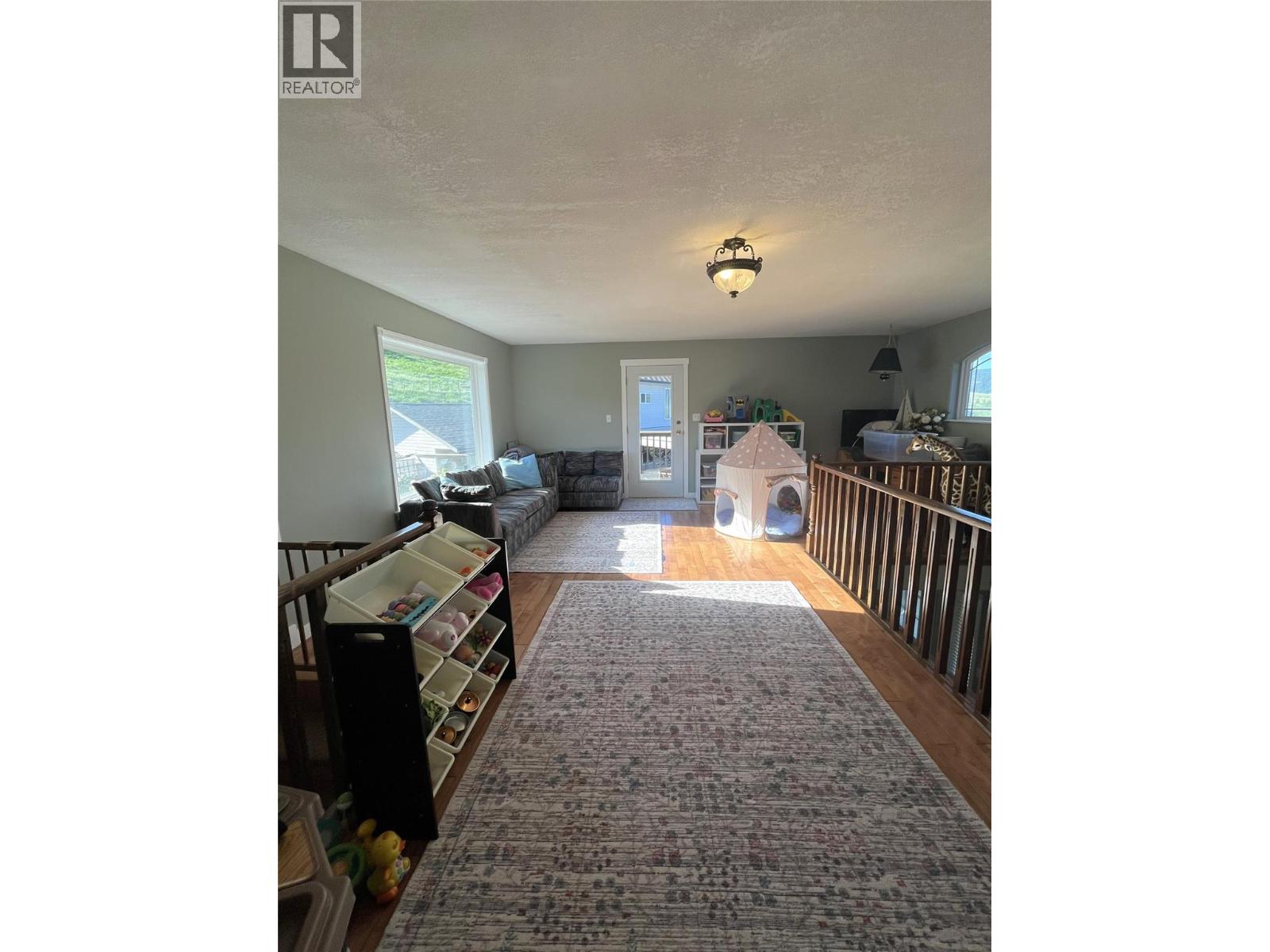 4425 Strawberry Heights Road - 30