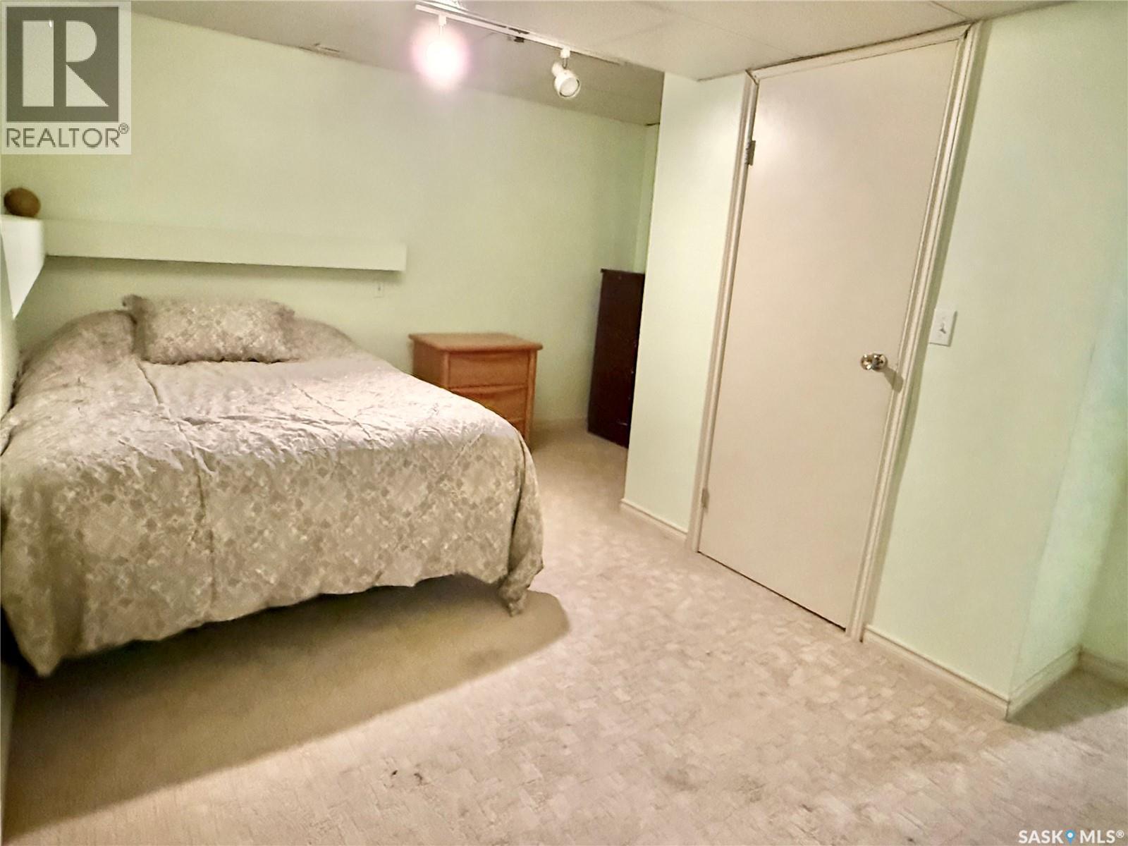 405 3rd AVENUE S - 28