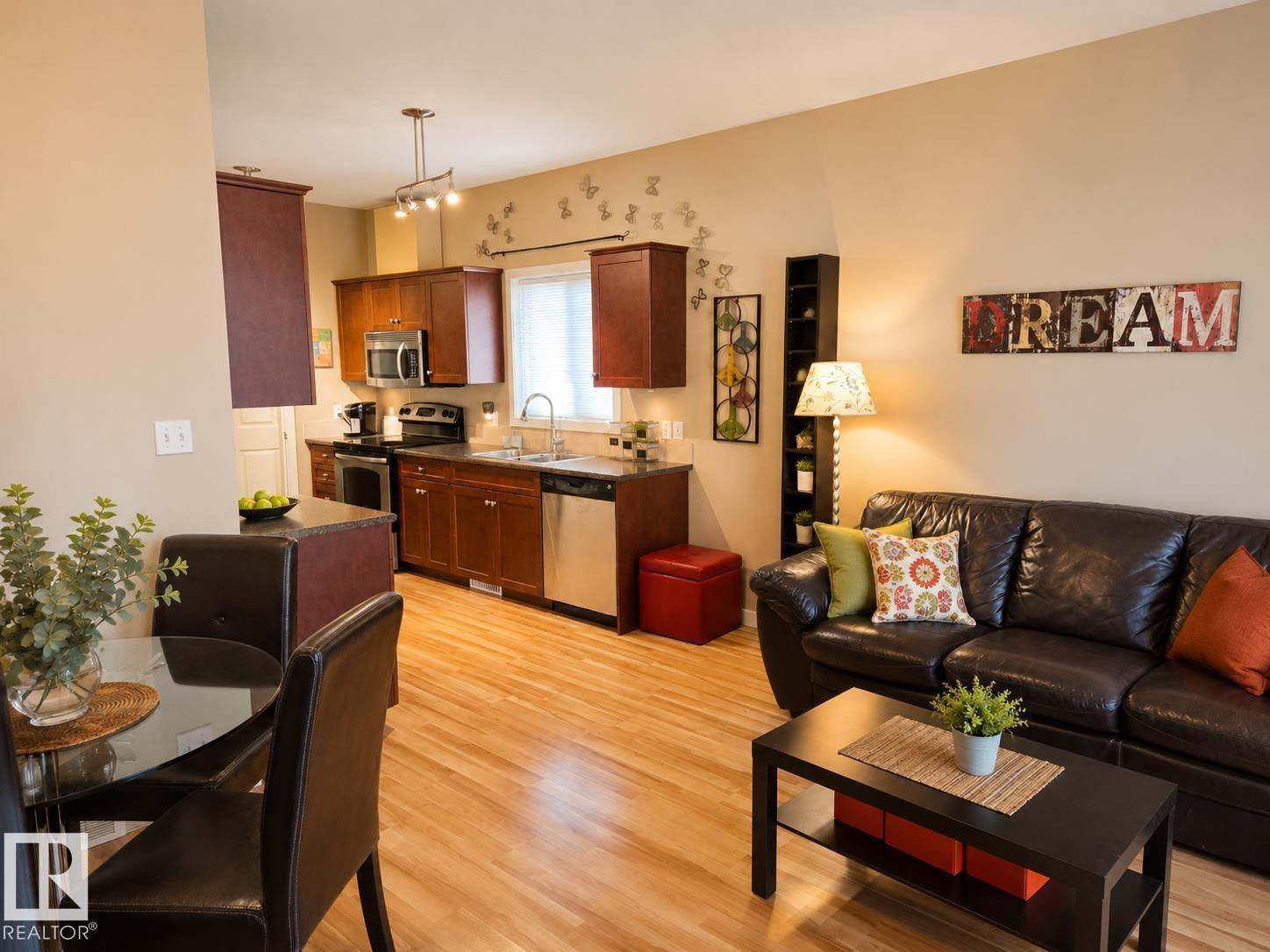 #3 11811 106 ST NW - 5