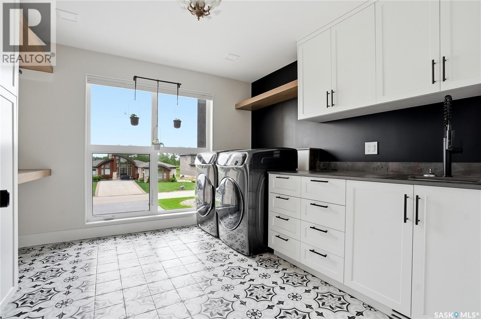 #414 Greenbryre LANE - 46