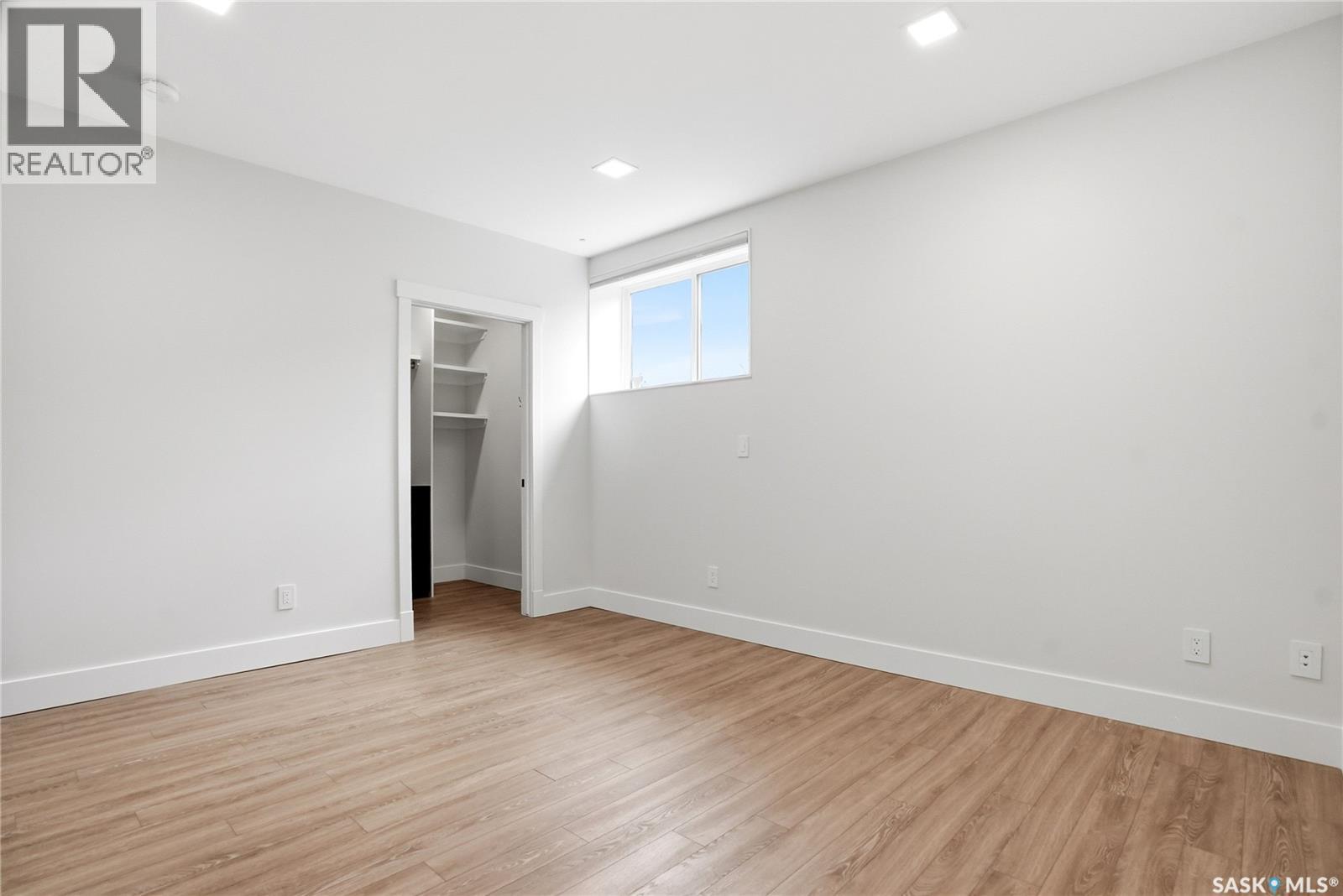 #414 Greenbryre LANE - 68