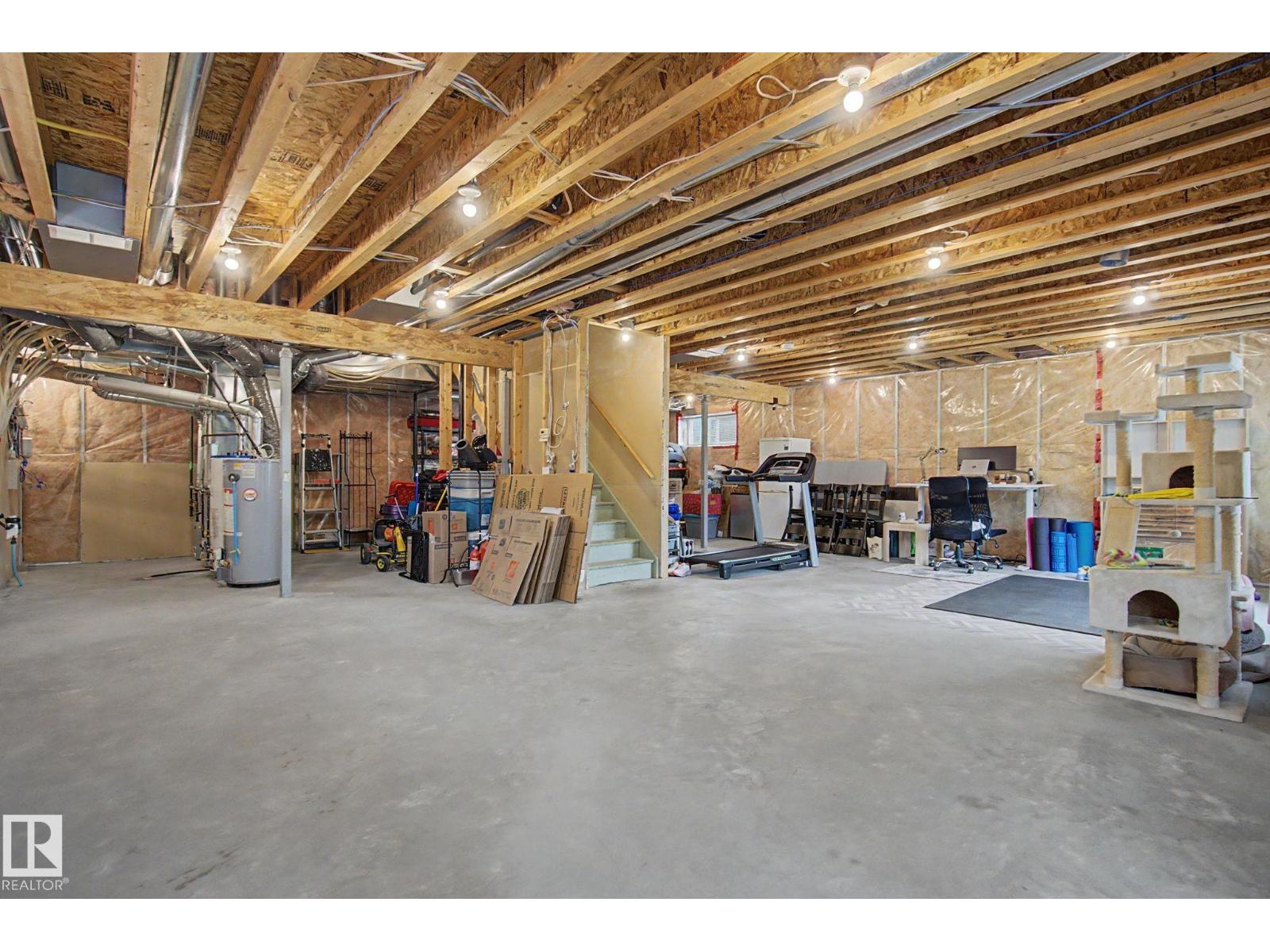 20703 90 AV NW - 41