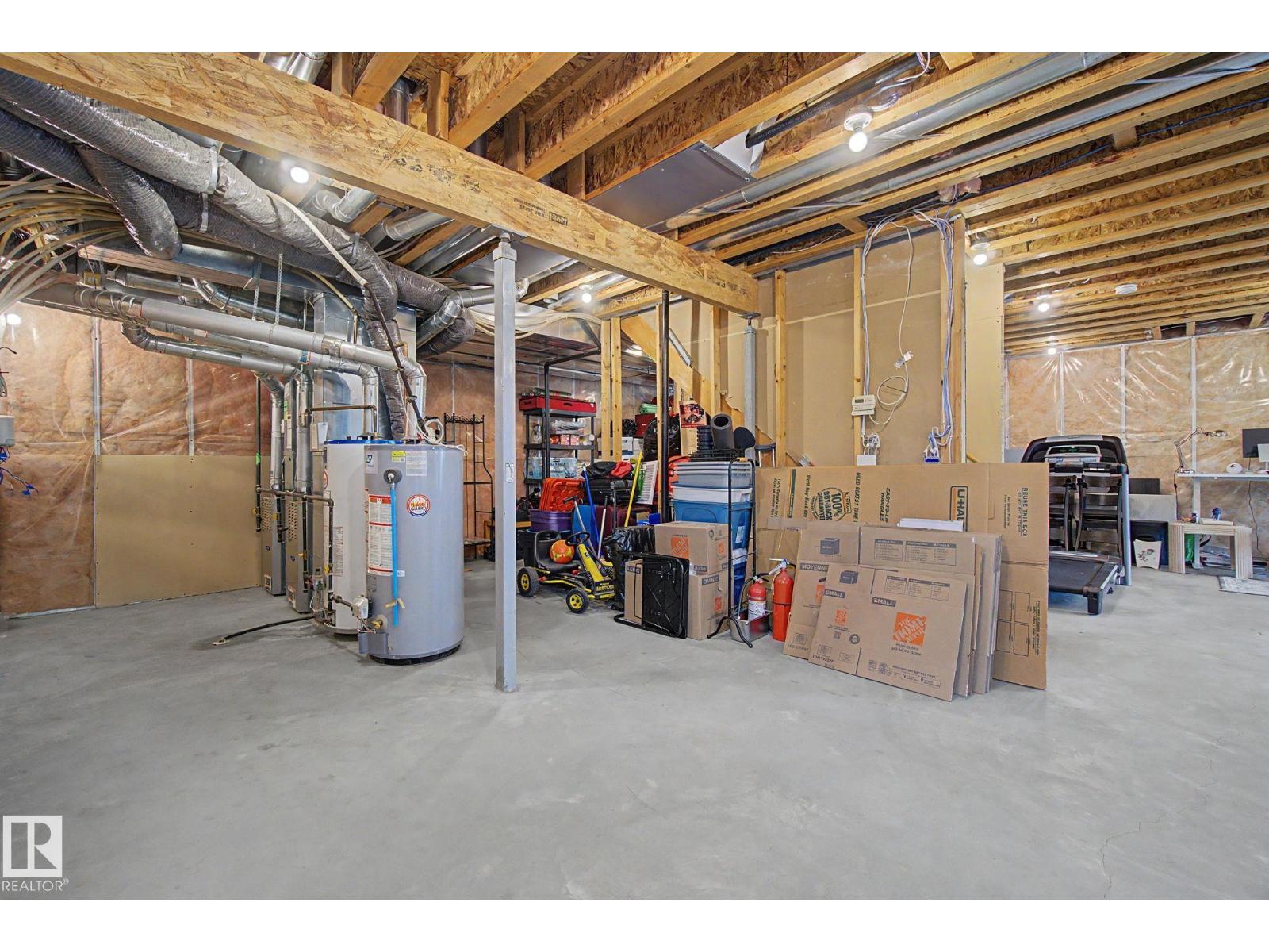 20703 90 AV NW - 45