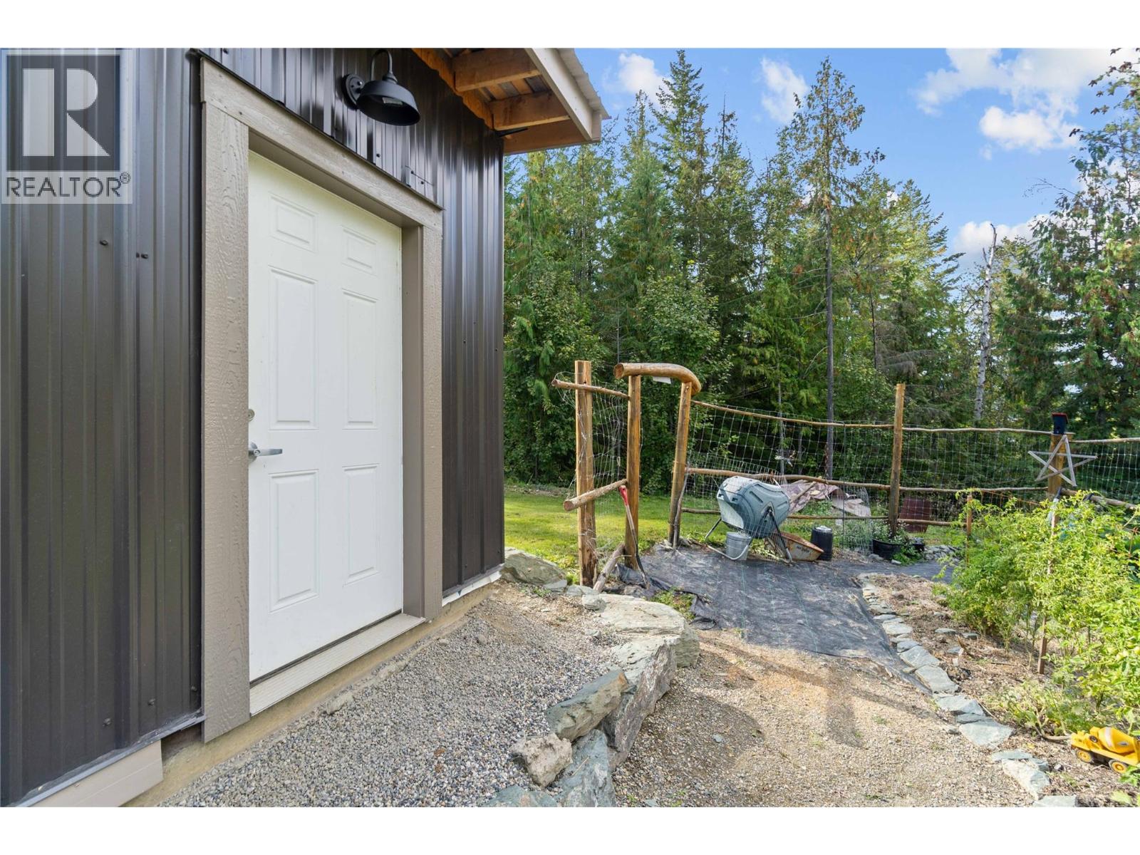 4920 Ivy Road - 52