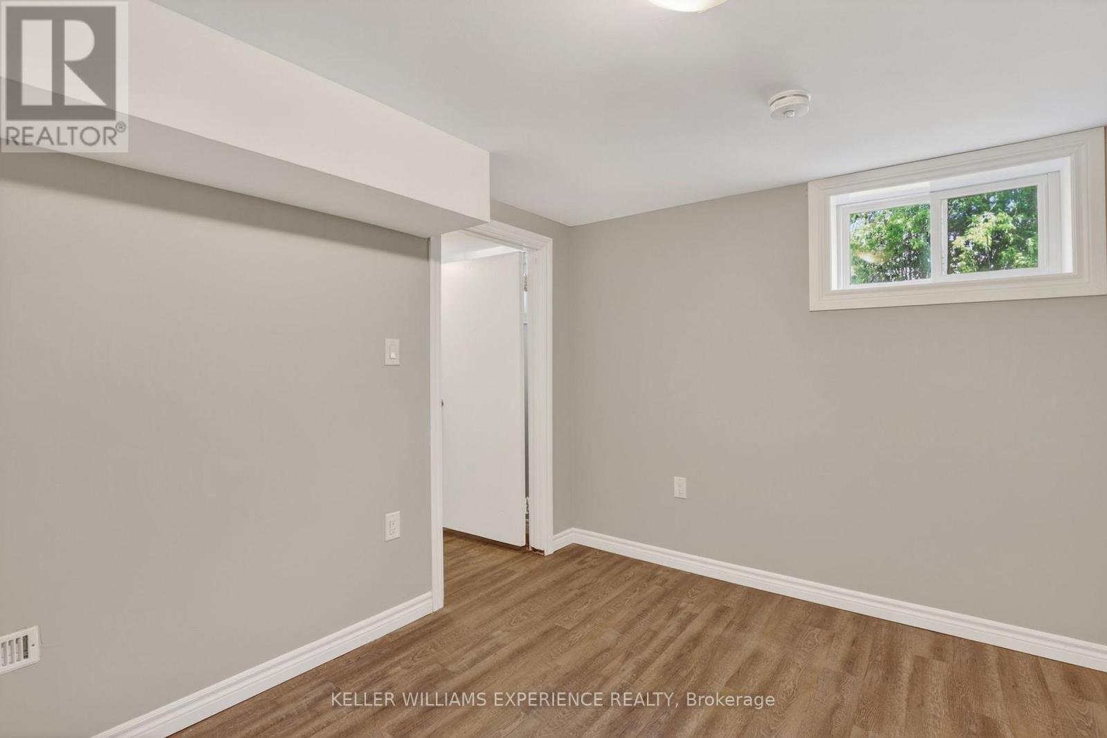 158 CUNDLES ROAD E - 31