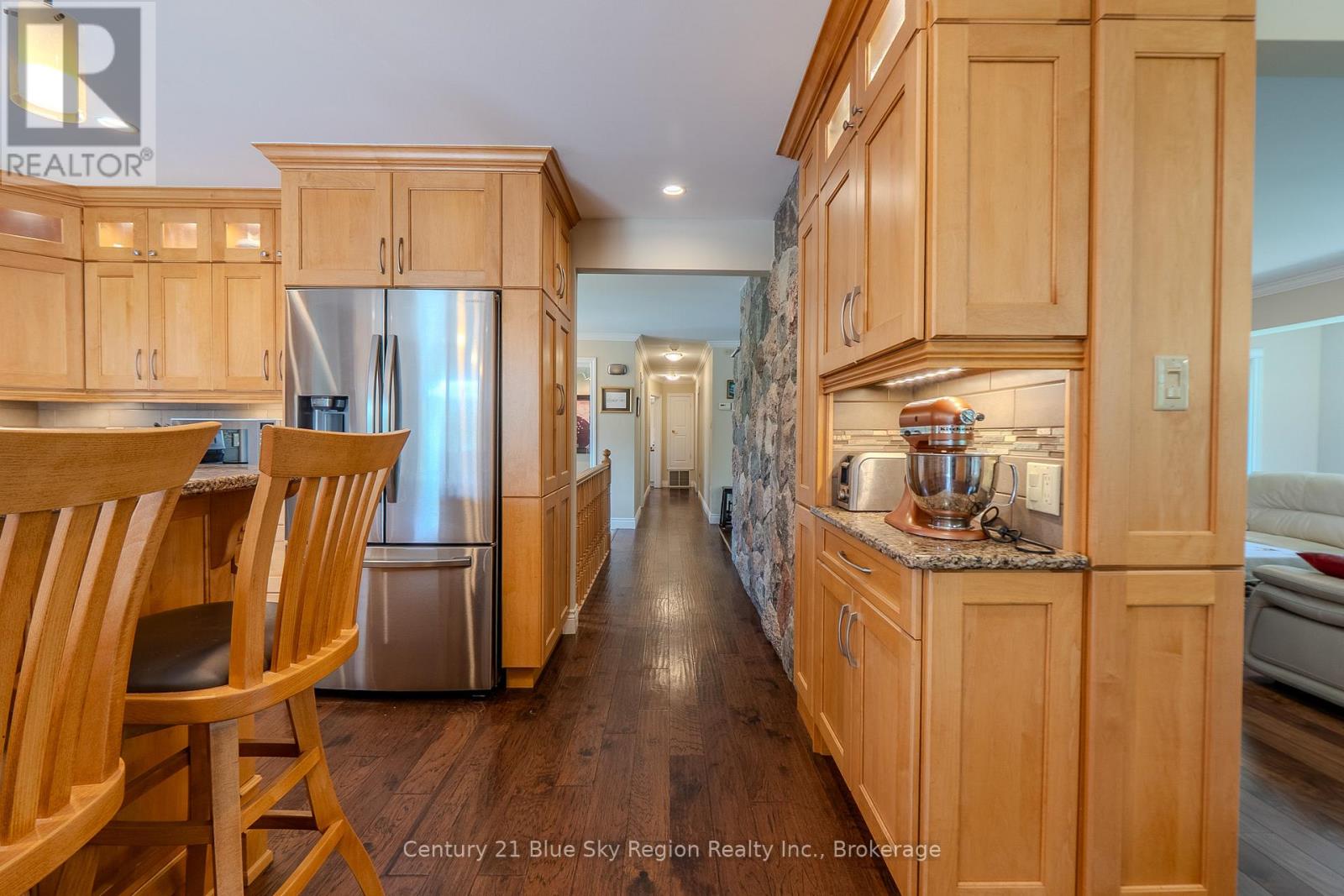 353 MACPHERSON DRIVE - 28