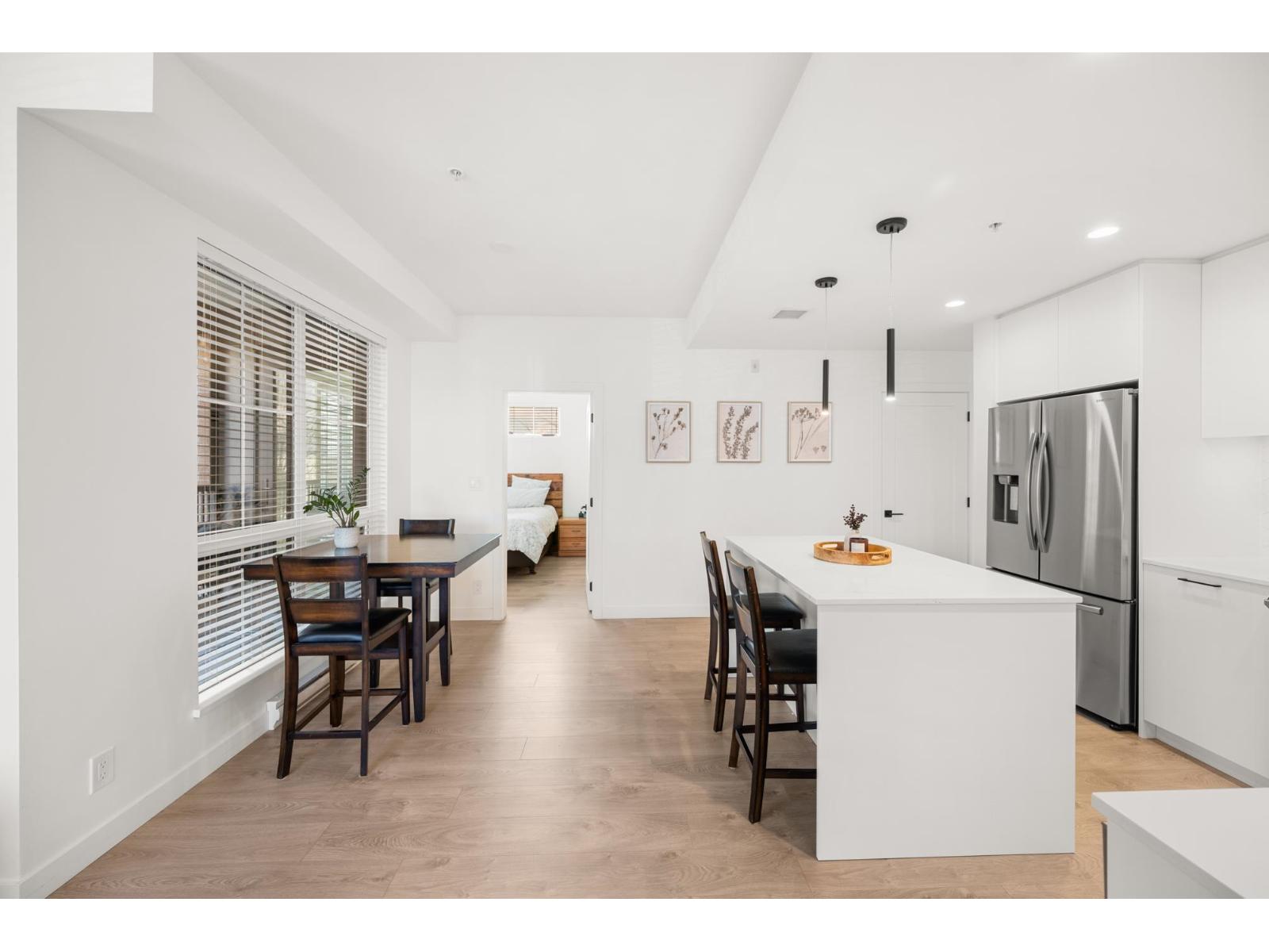 202 20052 83A AVENUE, Langley