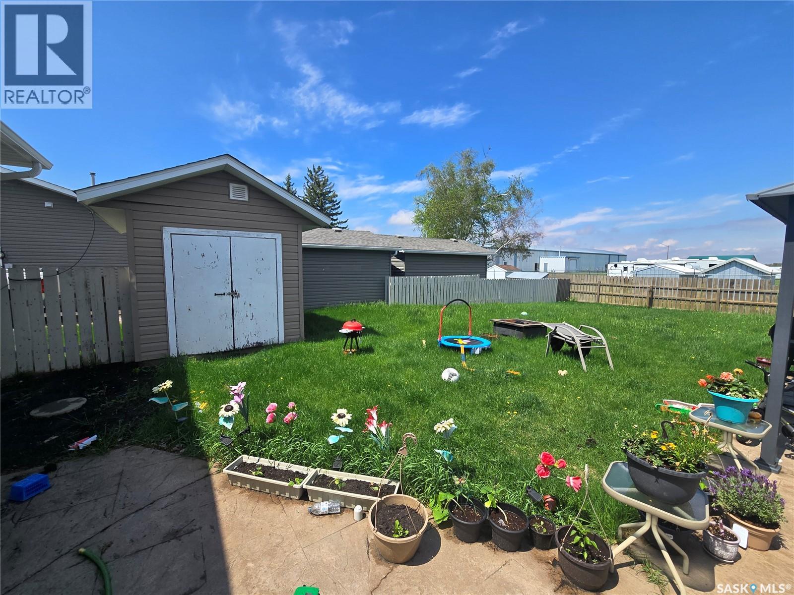 334 Moltke AVENUE - 3