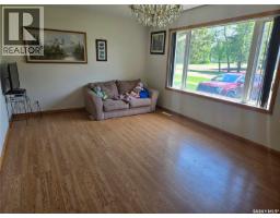 Laundry room - 334 Moltke Avenue, Windthorst, SK S0G5G0 Photo 9