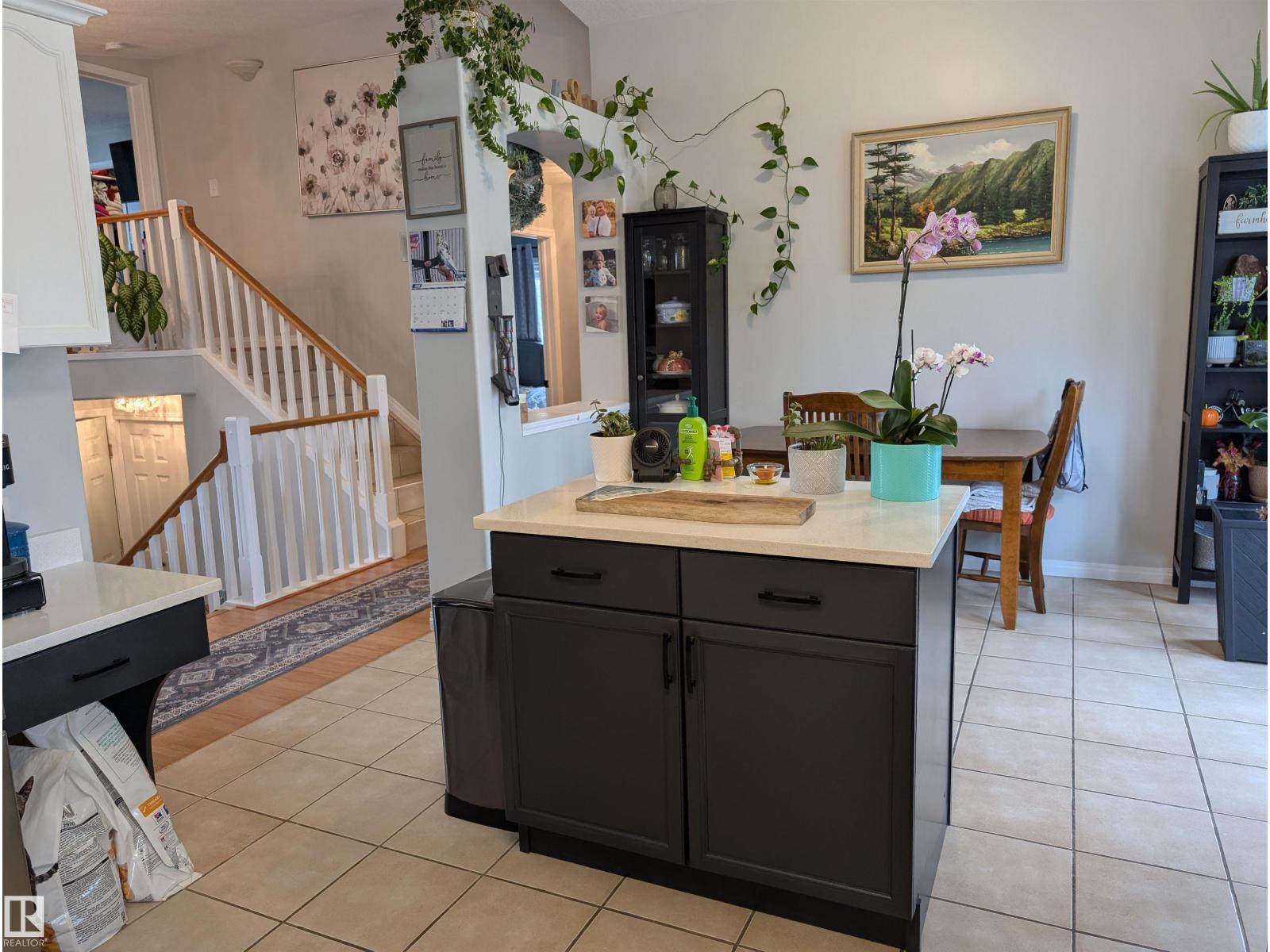 1113 HERMITAGE RD NW - 12