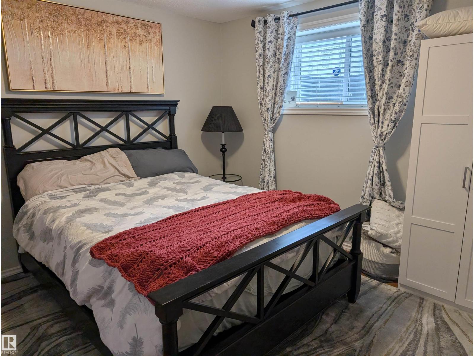 1113 HERMITAGE RD NW - 24