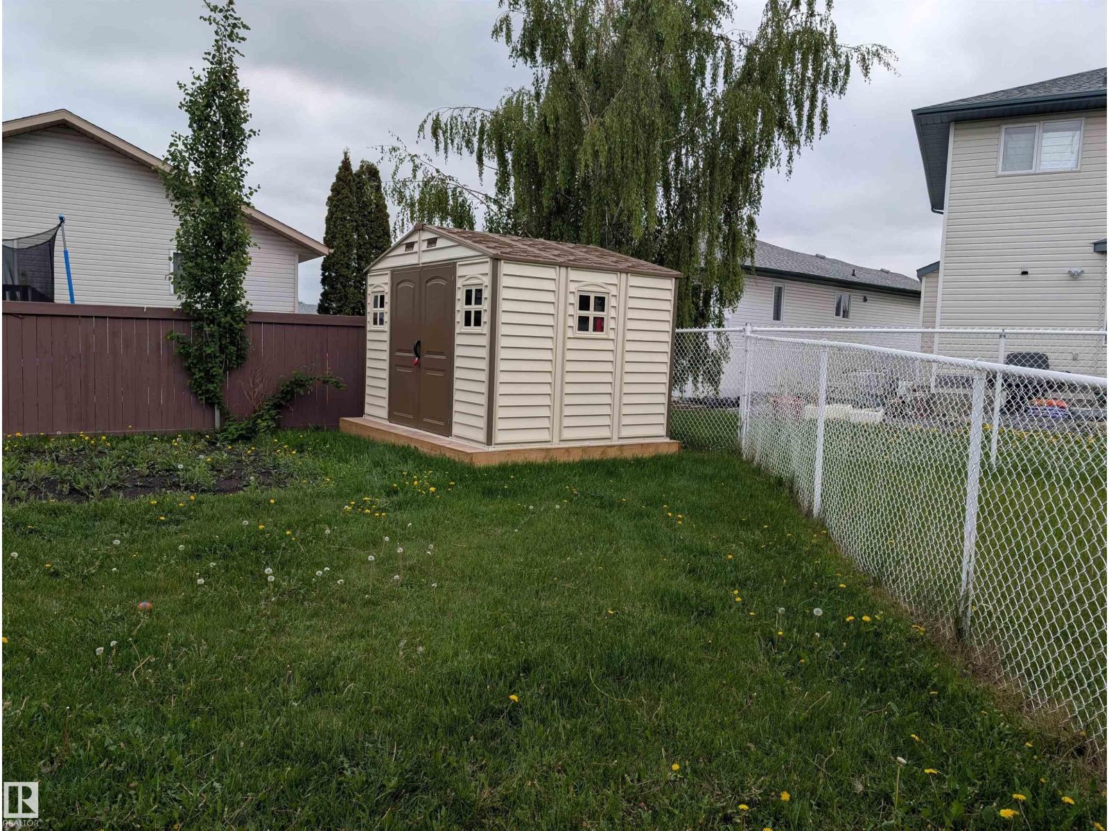 1113 HERMITAGE RD NW - 27