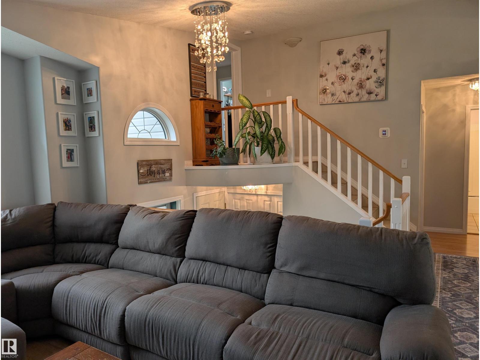 1113 HERMITAGE RD NW - 6