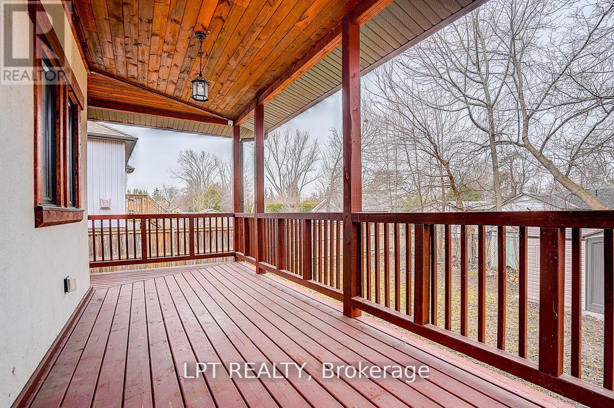 774 CHURCHILL LANE - 18