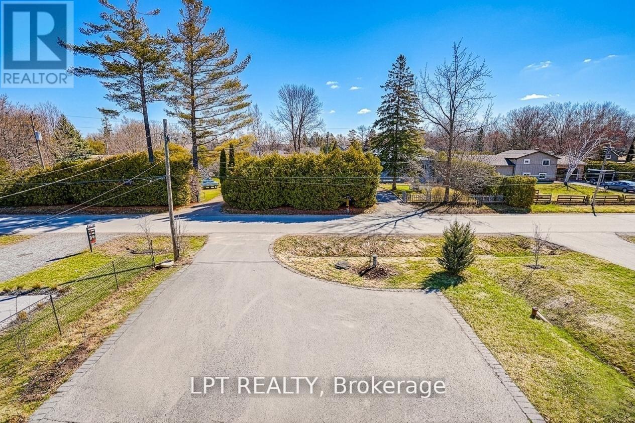 774 CHURCHILL LANE - 2