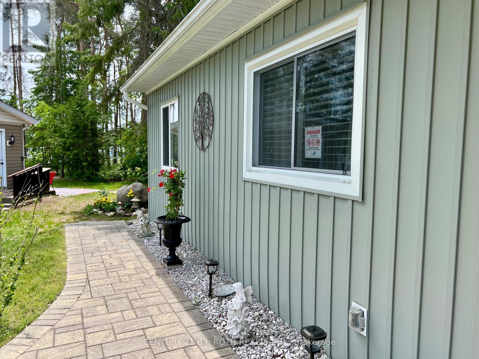 57 MAIN STREET - 28